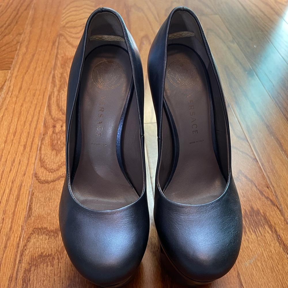 SkyHigh Versace Heels - Picture 10 of 10